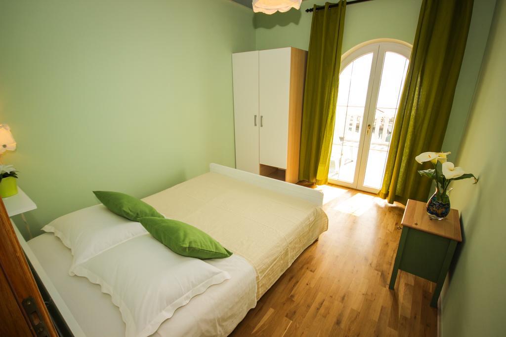 Apartmani Kristijan Jesenice  Exterior foto